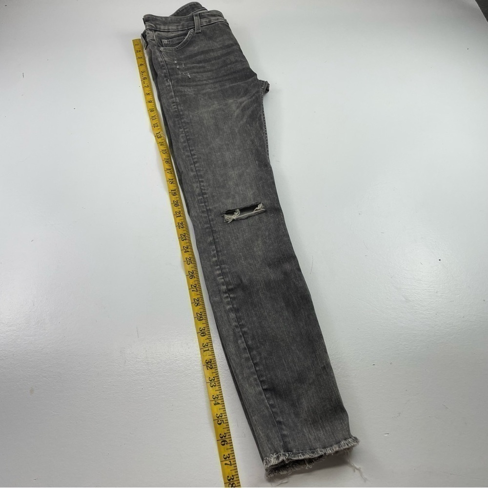 Zara Jean Women Size 8 Distressed Skinny Gray Wash Denim Straight leg mid rise - Picture 8 of 14